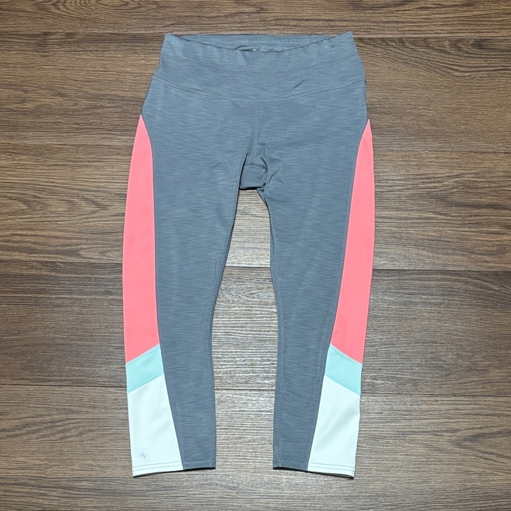ATHLETA Gray Coral Colorblock Sonar
Capri Cropped Tight Leggings